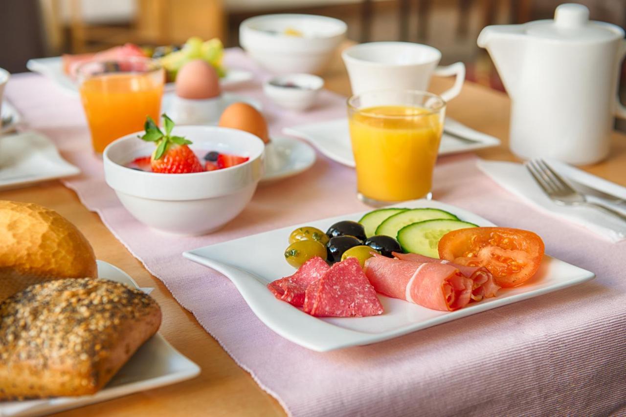Home Hotel Dortmund Ngoại thất bức ảnh