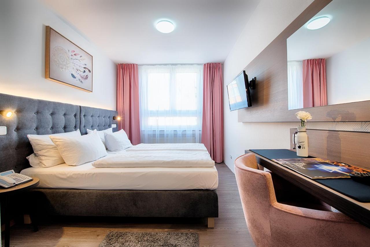 Home Hotel Dortmund Ngoại thất bức ảnh