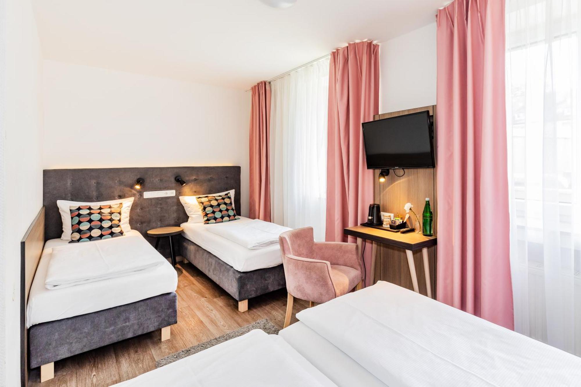 Home Hotel Dortmund Ngoại thất bức ảnh